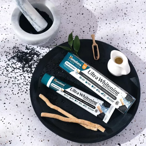 Himalaya Ultra Whitening Fehérítő Gyógynövényes Fogkrém (75 ml)