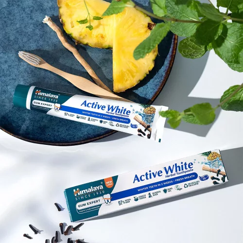 Himalaya Active White Fogfehérítő és Frissítő Gyógynövényes Fogkrémgél (75 ml)
